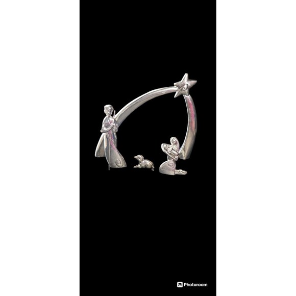 Serenity Nativity Set Mary Jesus Joseph Lamb by Seasons Midwest of Cannon Falls - Picture 1 of 5